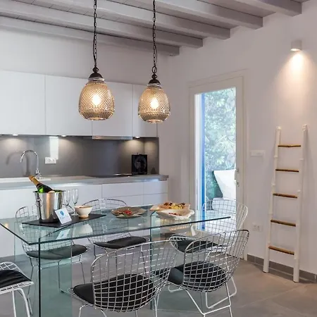 Iliana 1 & 2 W Shared Pool, Ornos, Mykonos Βίλα