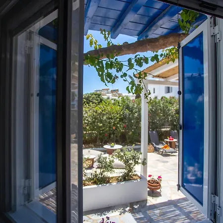 Iliana 1 & 2 W Shared Pool, Ornos, Mykonos