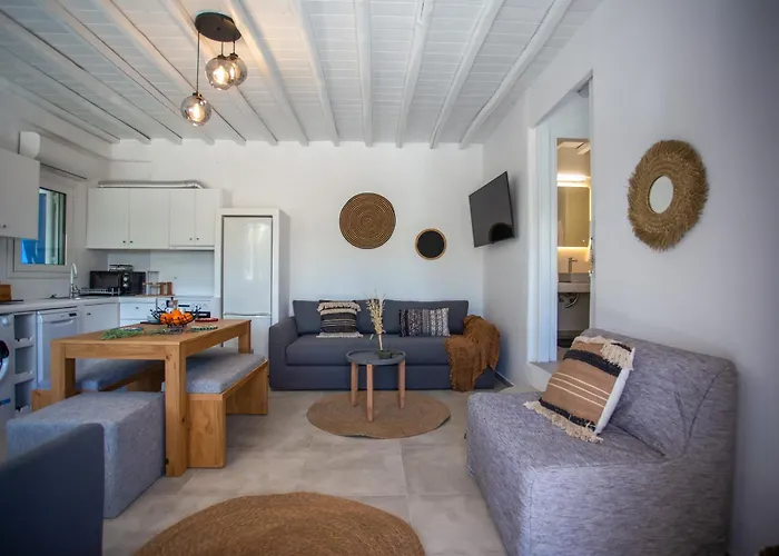 Iliana 1 & 2 W Shared Pool, Ornos, Mykonos Ornos (Mykonos)