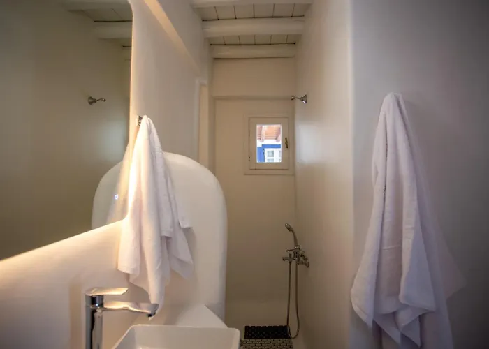 Iliana 1 & 2 W Shared Pool, Ornos, Mykonos * Орнос