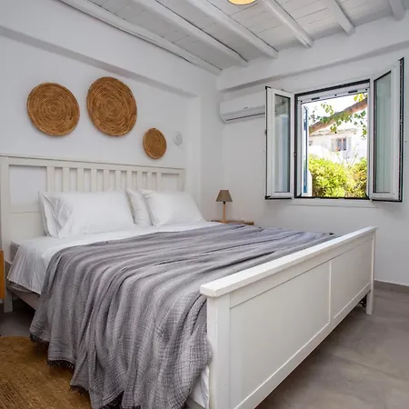 ヴィラ Iliana 1 & 2 W Shared Pool, Ornos, Mykonos *
