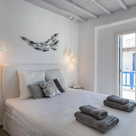 Iliana 1 & 2 W Shared Pool, Ornos, Mykonos 오르노스